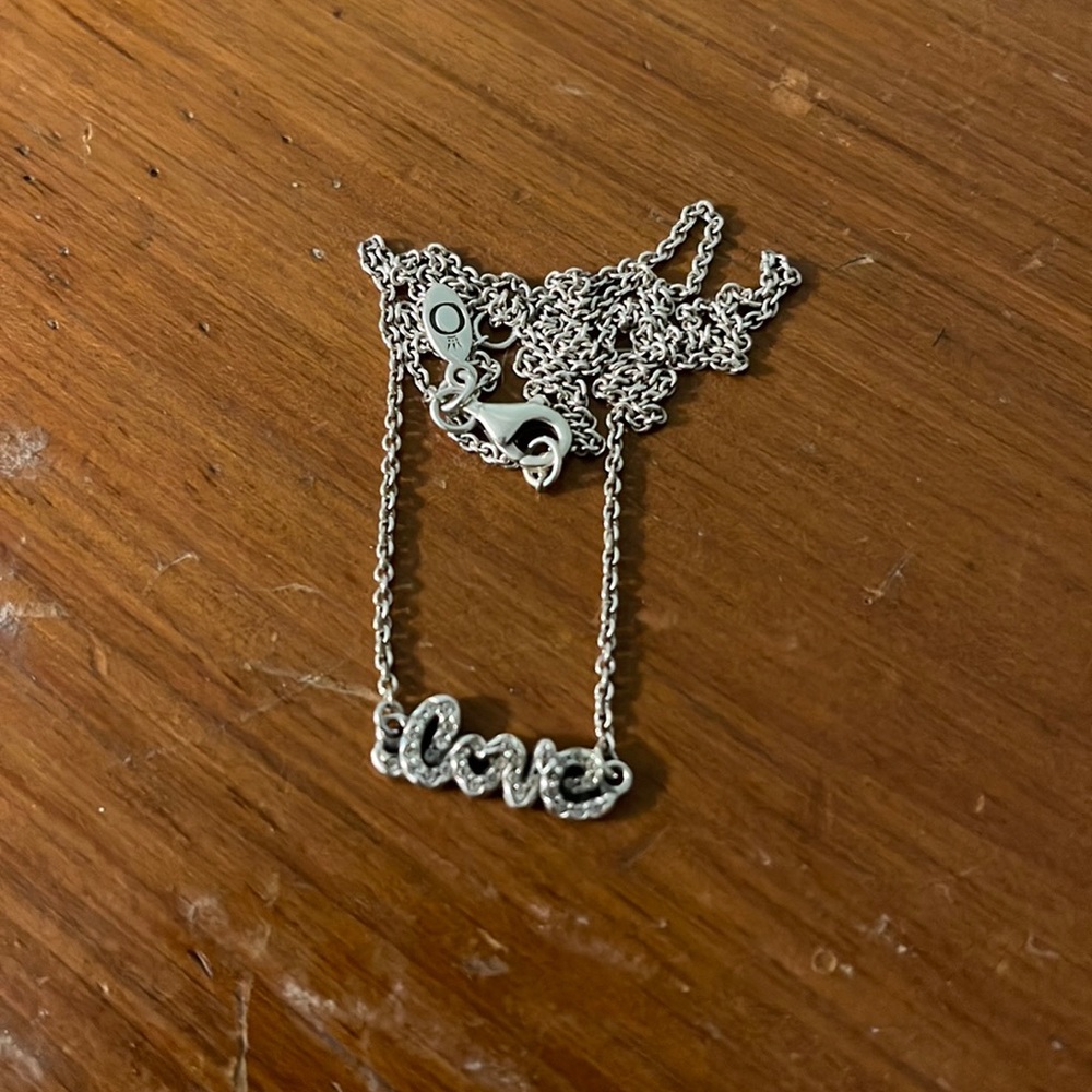 Pandora love necklace